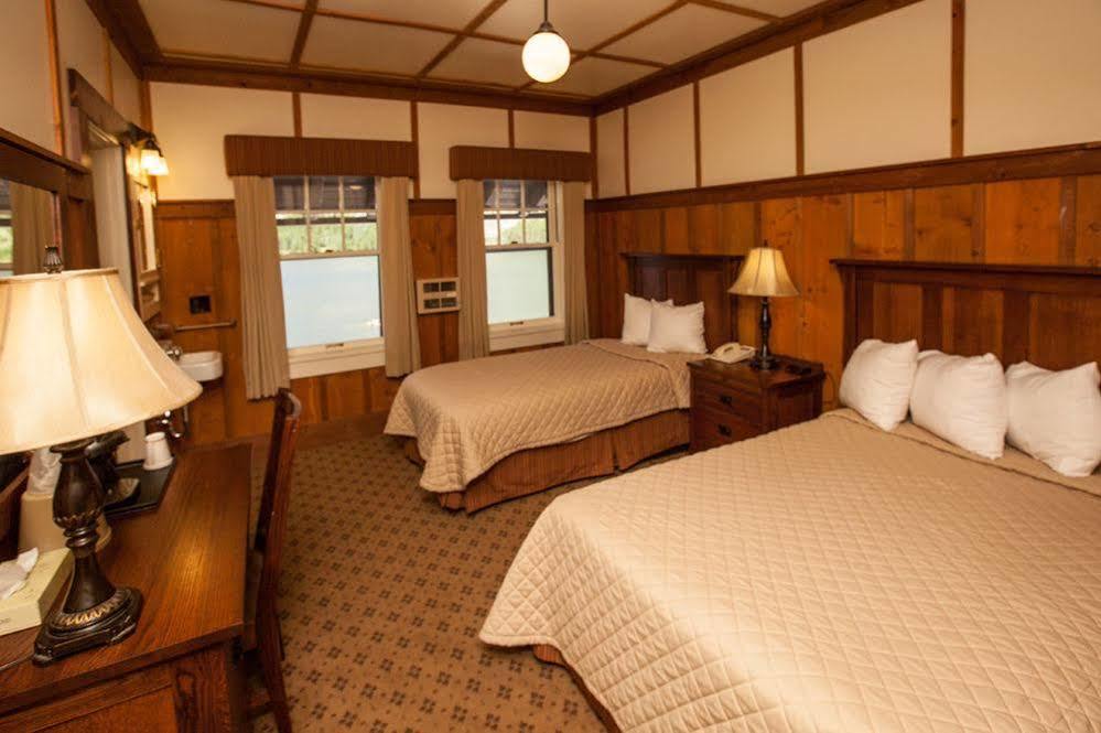 Many Glacier Hotel Babb Εξωτερικό φωτογραφία